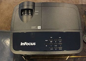 InFocus_IN2128_硬件_Top_small