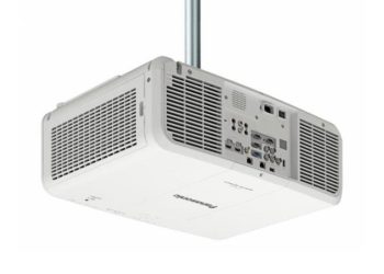 松下 PT-MZ670U 吊顶投影仪产品照片